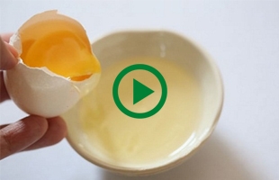 Cách làm mặt nạ trị mụn từ trứng gà
